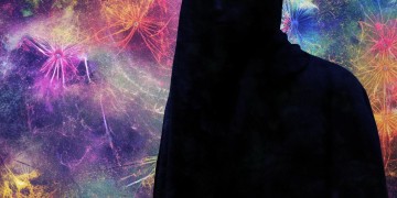 黑是真的人是假的出自哪首歌？